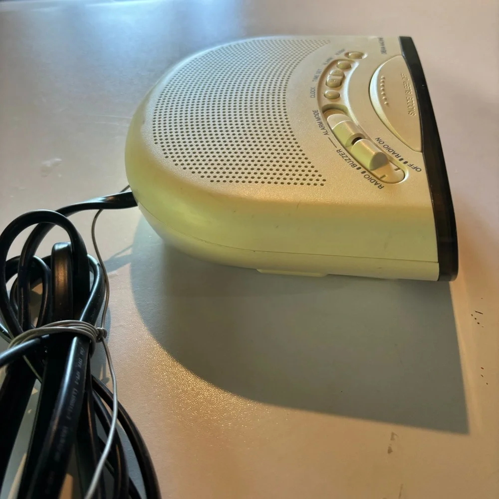 SONY Dream Machine ICF-C211 - AM/FM Alarm Clock Radio White Tested & Working